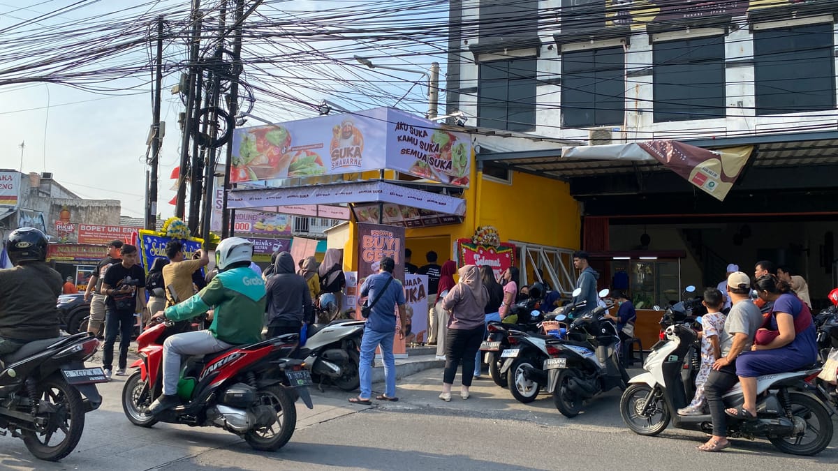 Outlet Suka Shawarma Pekayon